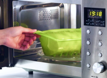 Какую посуду можно использовать в микроволновой печи