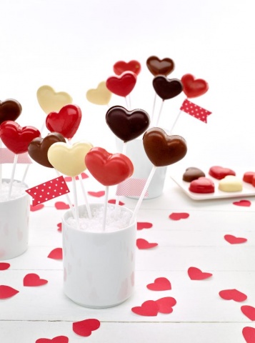  Набор "Сердечки"для приготовления шоколадных конфет, (цвет: красный)